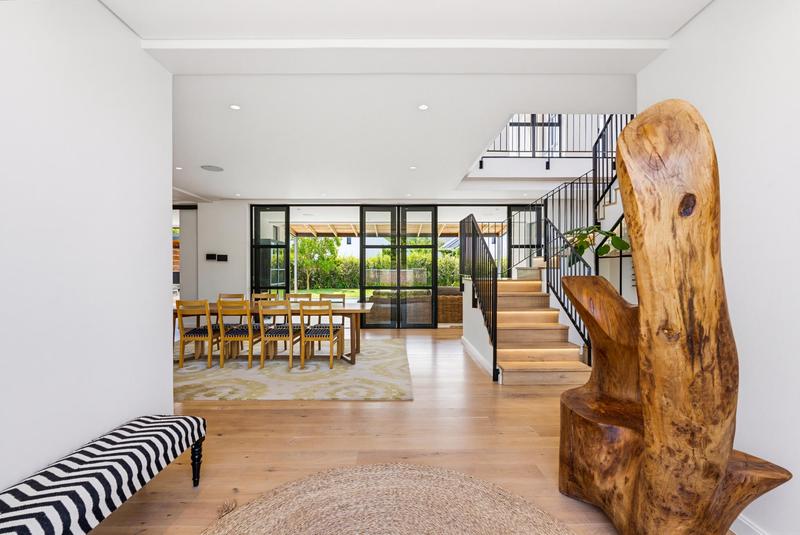 To Let 6 Bedroom Property for Rent in Constantia Western Cape
